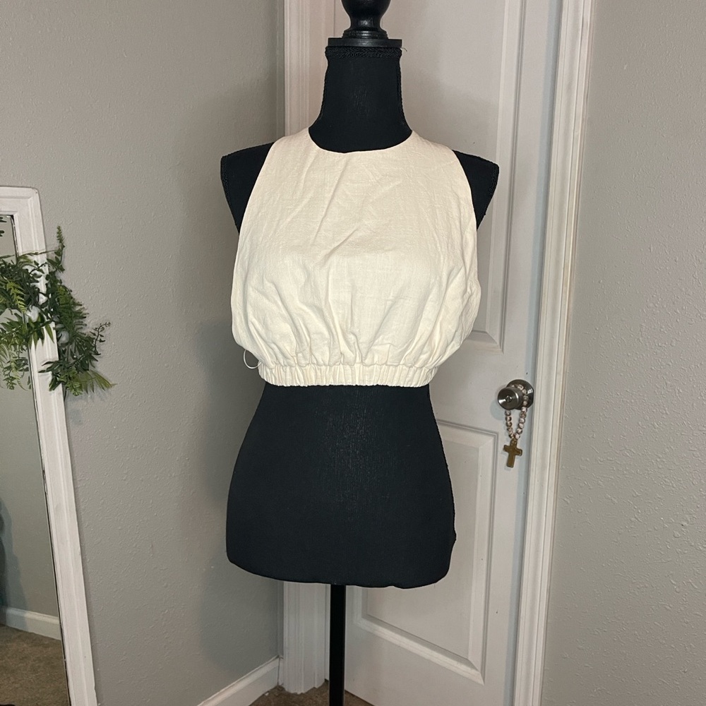 Women’s Cream Crop Top